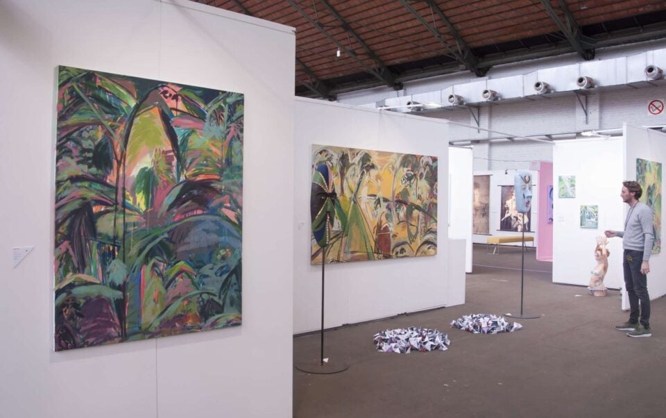 2019, Art & Beyond, exposition collective de la Galerie la peau de l'ours @ AAF Brussels, tour & taxis, Bruxelles 2